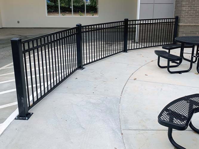 Photo of a Myrtle Beach SC aluminum fence