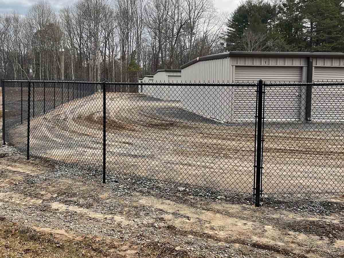 Trusted North Carolina and South Carolina Fence Company | Easter Fencing