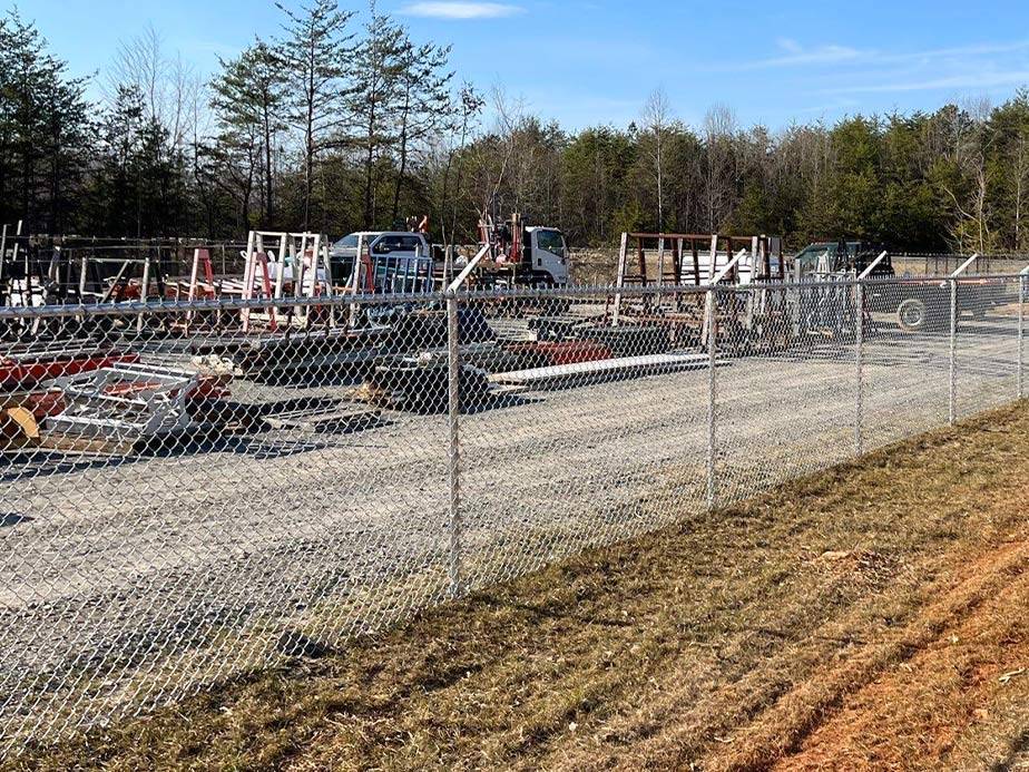 Oak Ridge North Carolina commercial fencing company