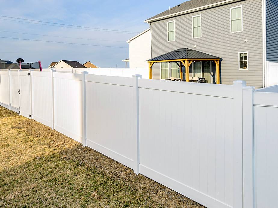 Surfside Beach SC Vinyl Fences